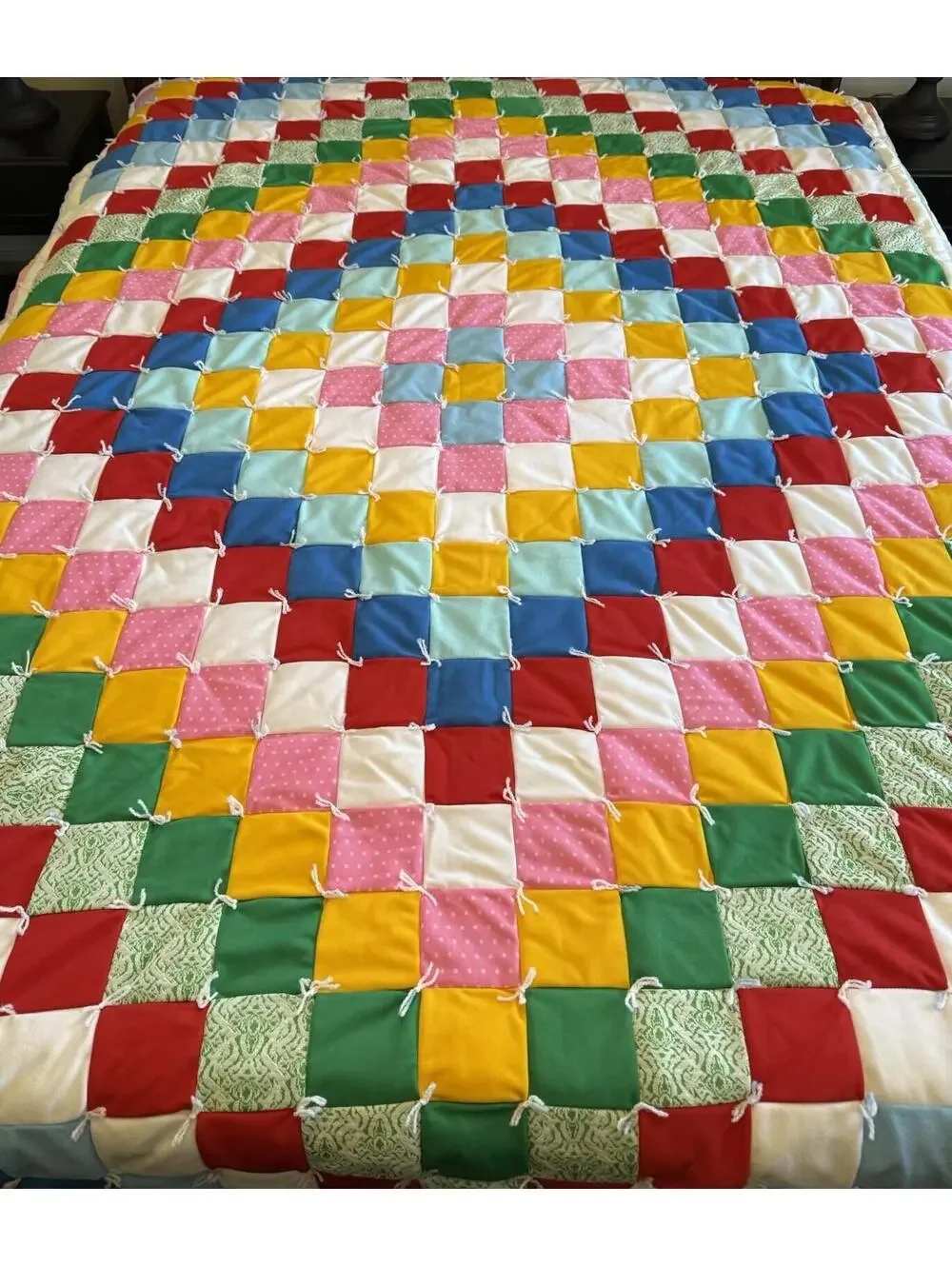 Vintage Handmade Trip Around The World Tied Quilt Twin Patchwork 64x92 Retro